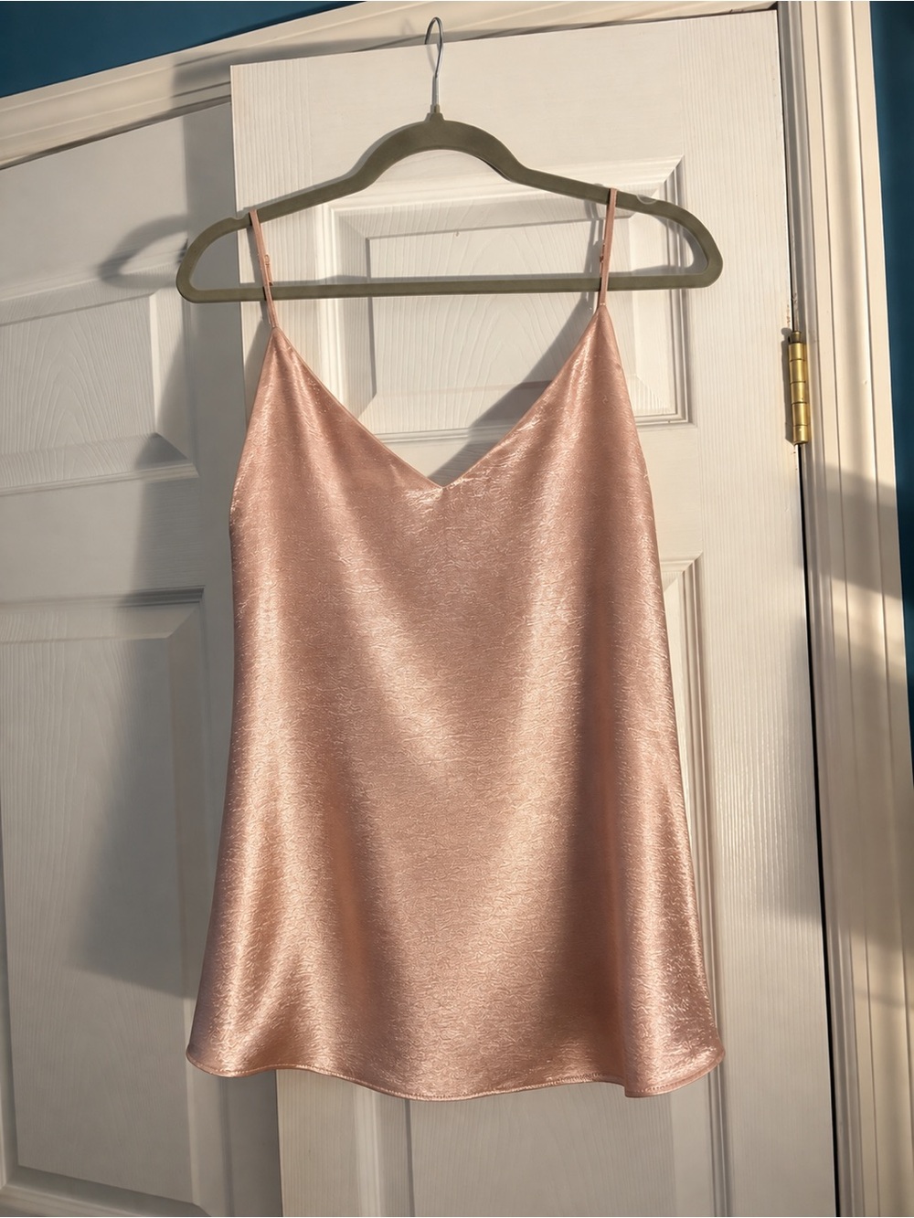 Calvin Klein Blush Satin V-Neck Camisole Top NWT Large